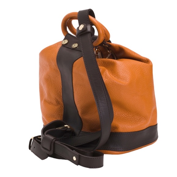 RARE Valentina Sling Backpack Real Finest Italian Leather Convertible Bag - Picture 4 of 9